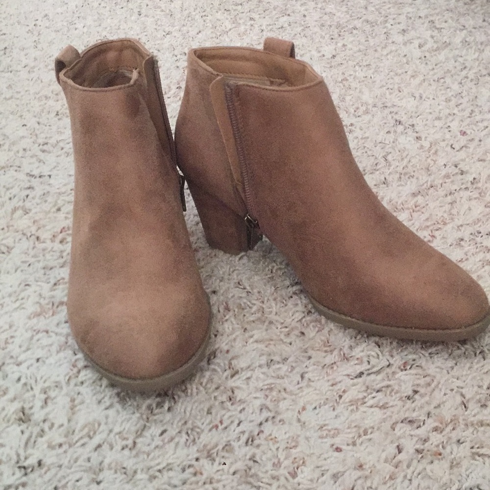 Ankle boots